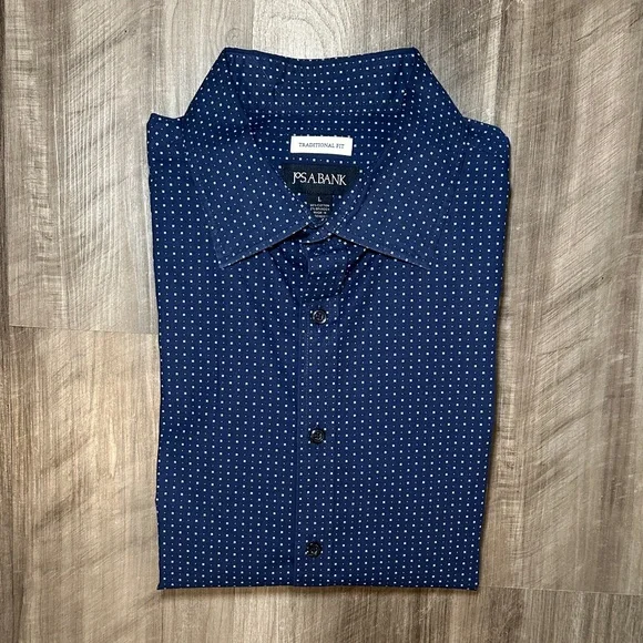 Jos. A. Bank Traditional Fit Long Sleeve Button Down - Large - Picture 1 of 6